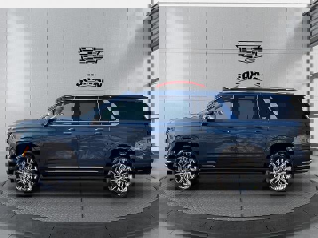 New 2026 Cadillac Escalade ESV Luxury w/ Touring Package AWD/4WD image 7