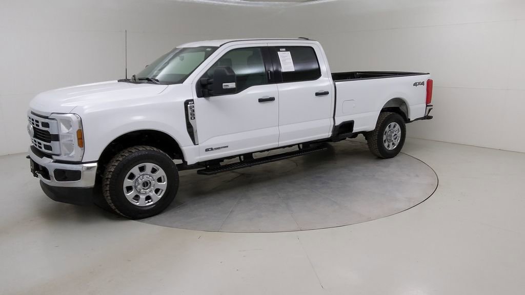 Certified 2024 Ford F350 XLT AWD/4WD image 19