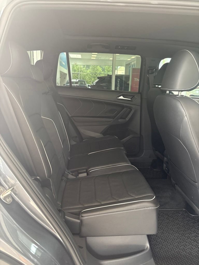 Used 2023 Volkswagen Tiguan SEL R-Line AWD/4WD image 20