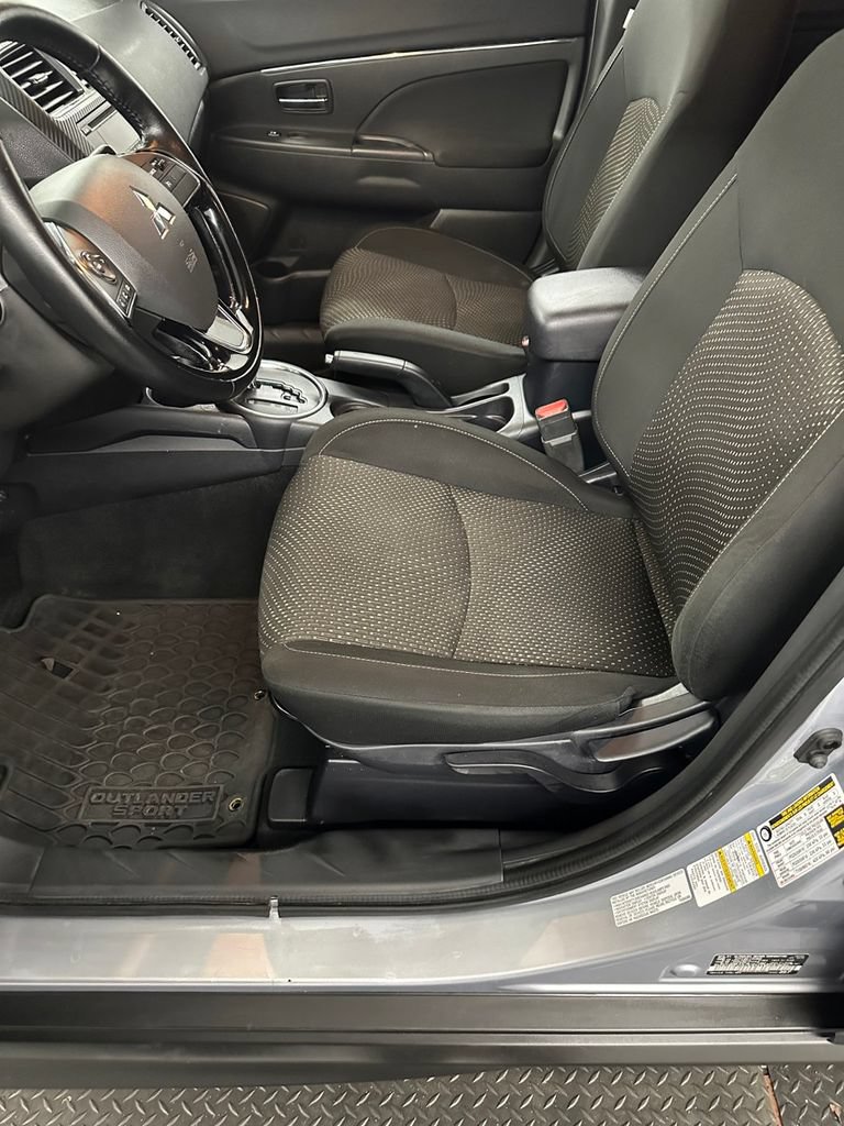 Used 2016 Mitsubishi Outlander Sport ES FWD image 13