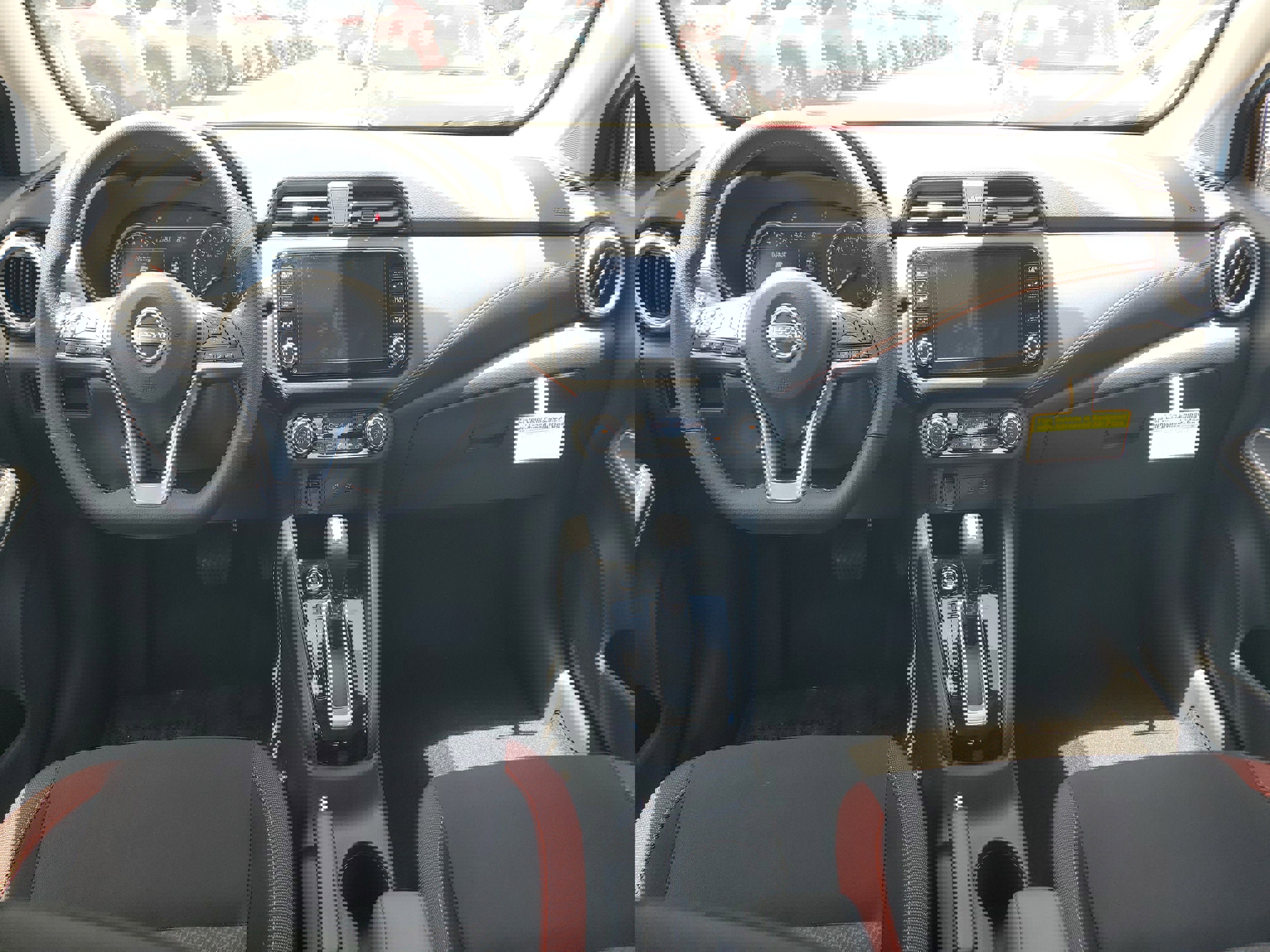 New 2025 Nissan Versa SR w/ Trunk Package image 12