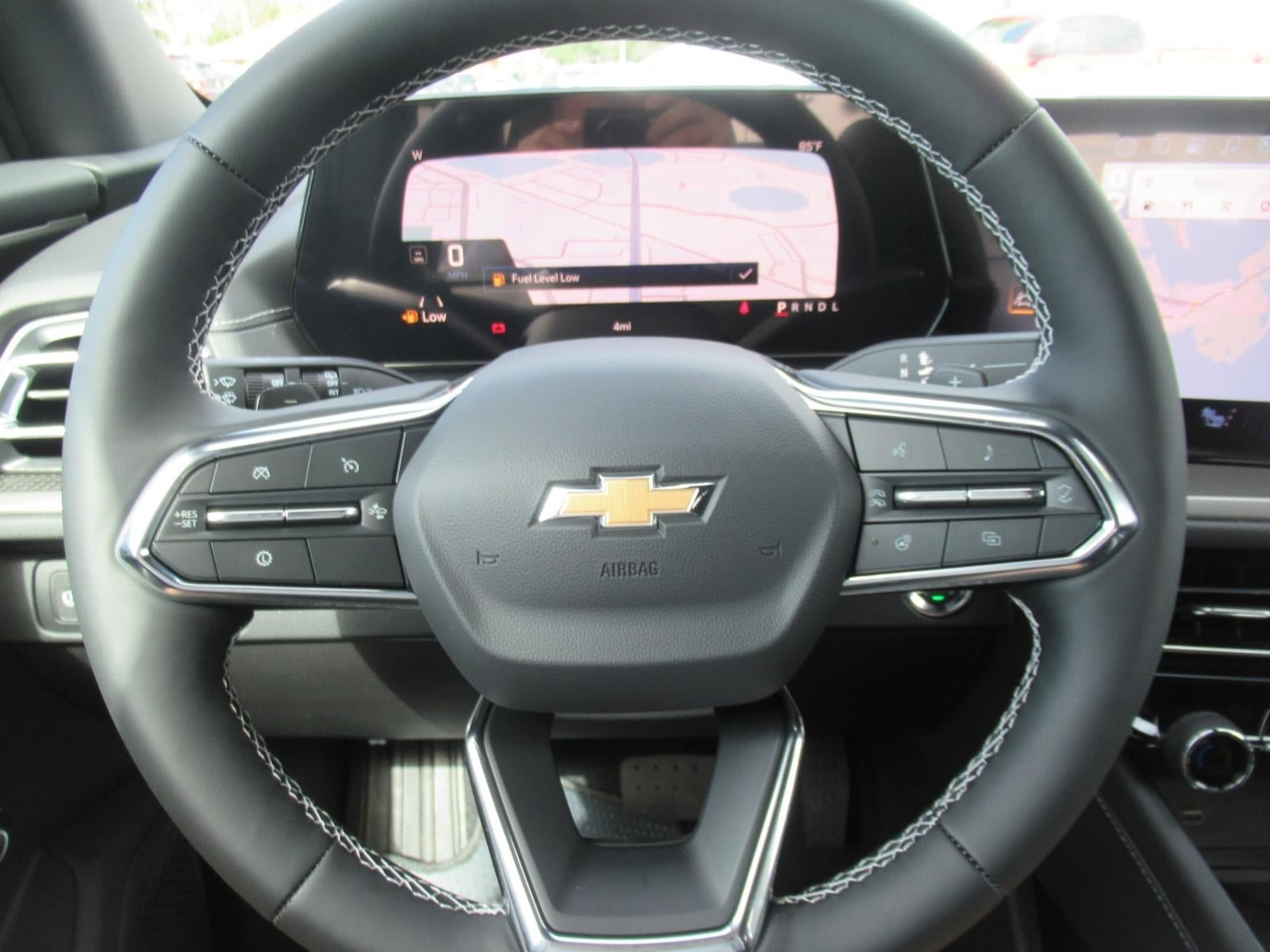 New 2027 Chevrolet Traverse LT w/ Driver Confidence Package FWD image 23