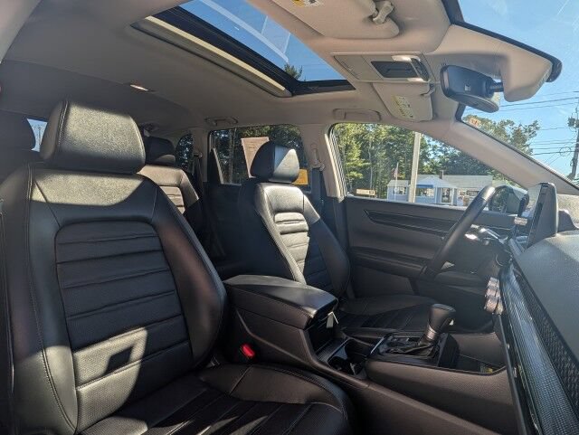 Used 2025 Honda CR-V EX-L image 16