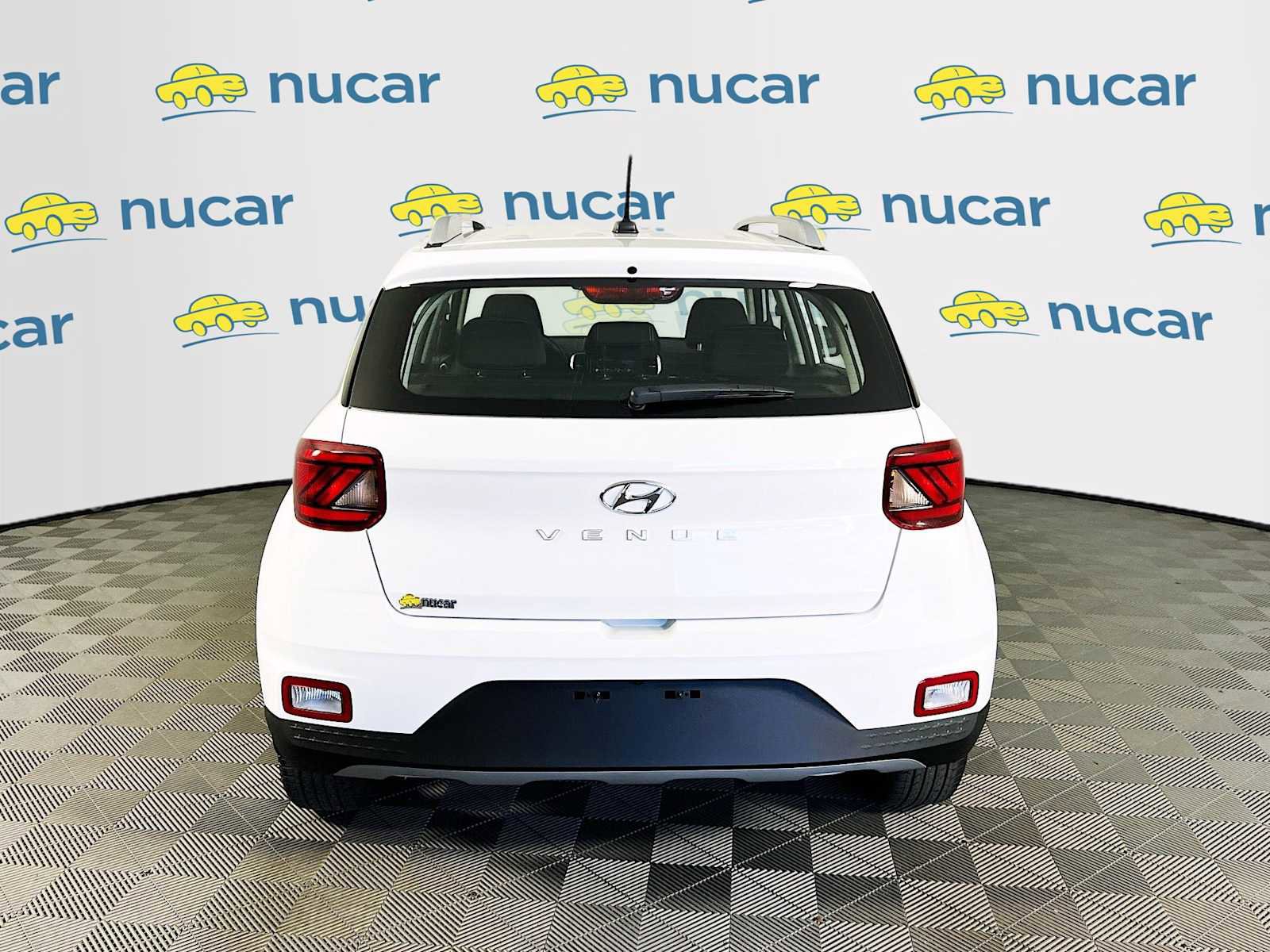 Certified 2025 Hyundai Venue SEL FWD image 6