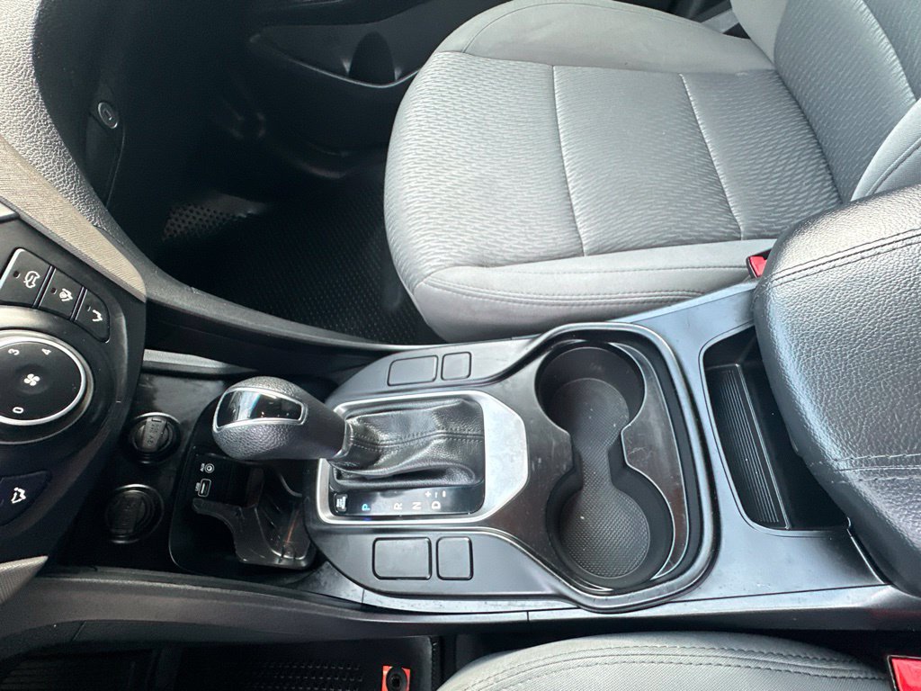 Used 2017 Hyundai Santa Fe Sport FWD image 18