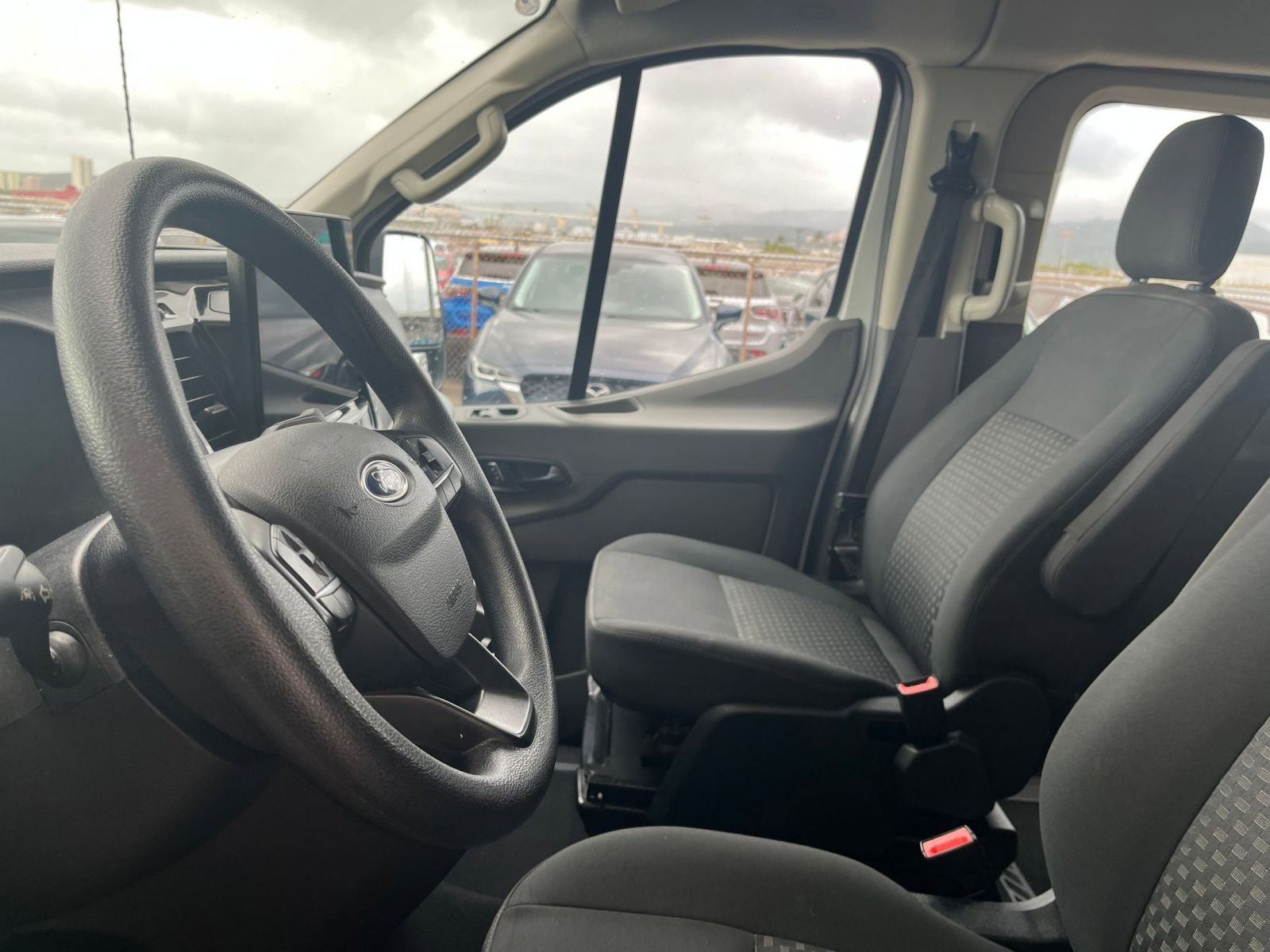 Used 2023 Ford Transit 350 XLT RWD image 28