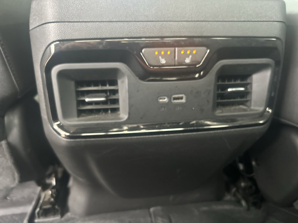 Used 2023 Chevrolet Silverado 1500 ZR2 w/ Technology Package image 33