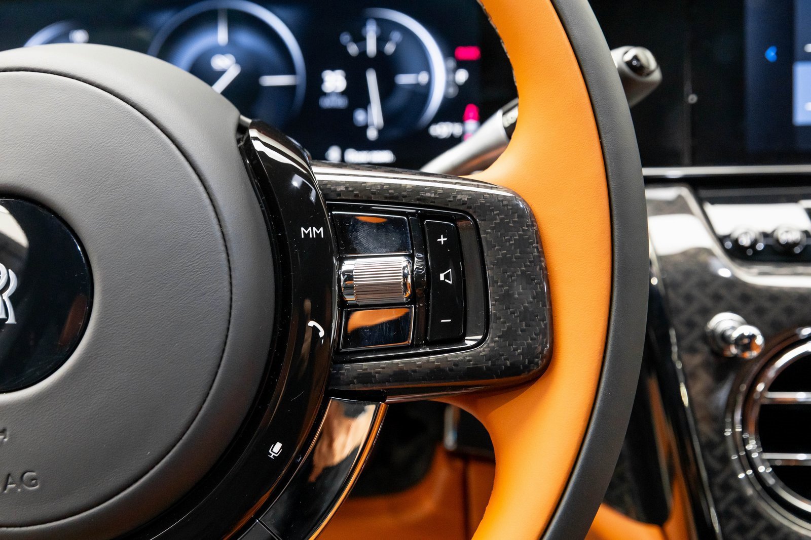 New 2026 Rolls-Royce Cullinan Black Badge image 21