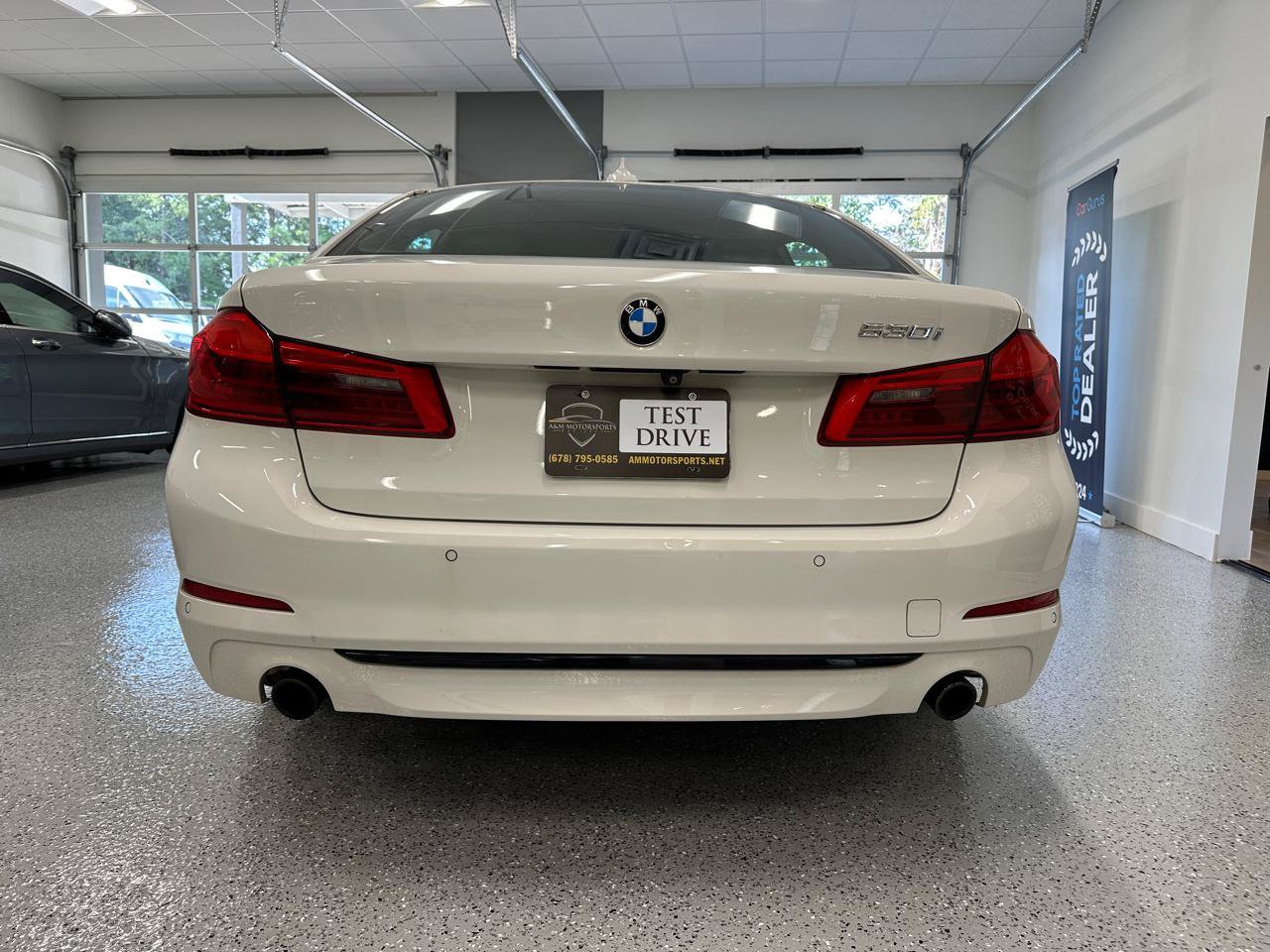 Used 2019 BMW 530i w/ Convenience Package RWD image 8