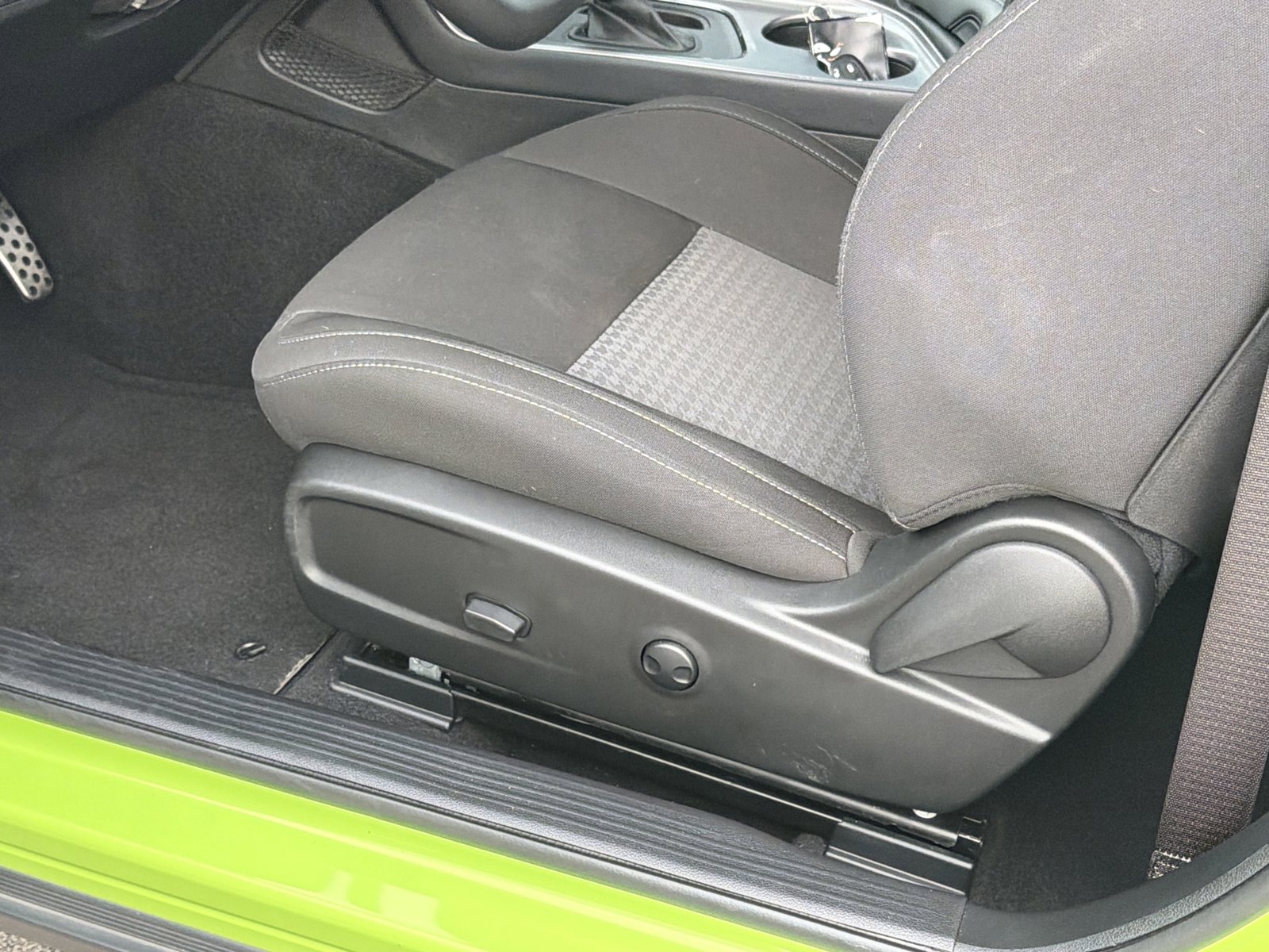 Used 2023 Dodge Challenger R/T Scat Pack RWD image 15