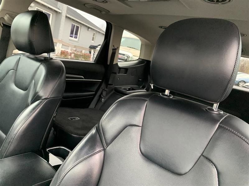 Used 2020 Kia Telluride S image 12