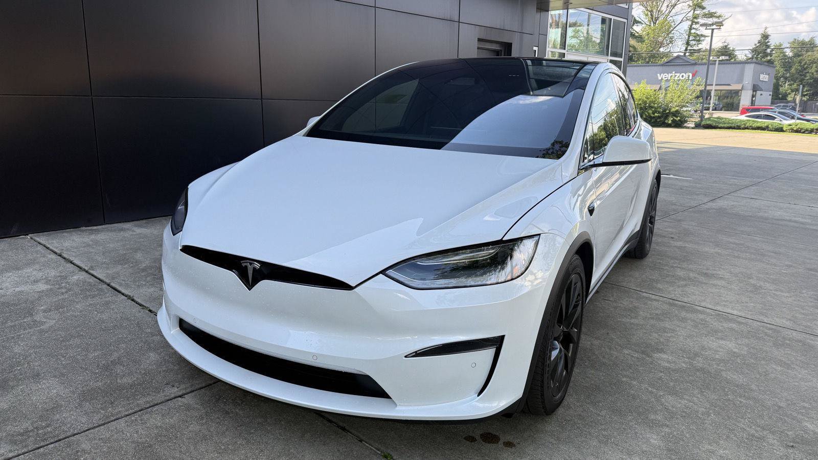 Used 2022 Tesla Model X AWD/4WD image 6