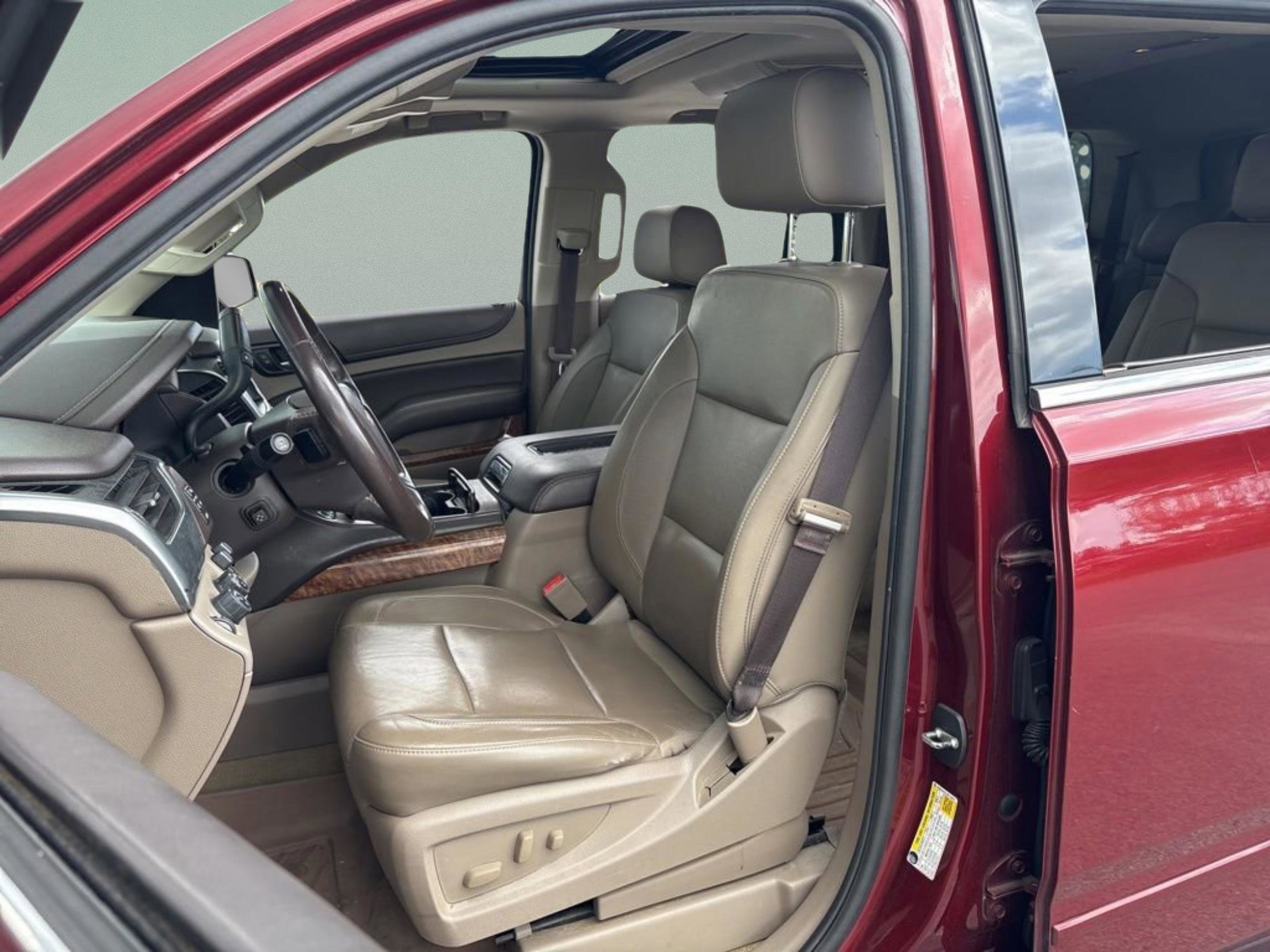 Used 2017 Chevrolet Tahoe Premier AWD/4WD image 25