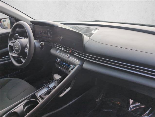 Certified 2024 Hyundai Elantra Blue image 23