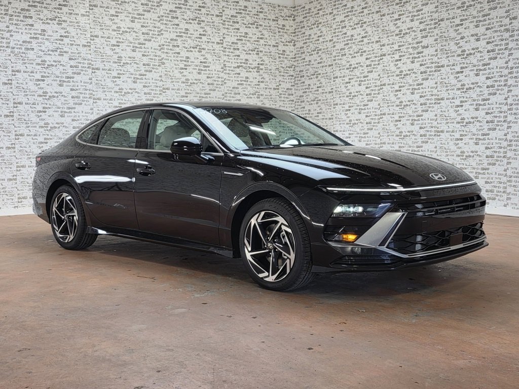 New 2026 Hyundai Sonata SEL image 1