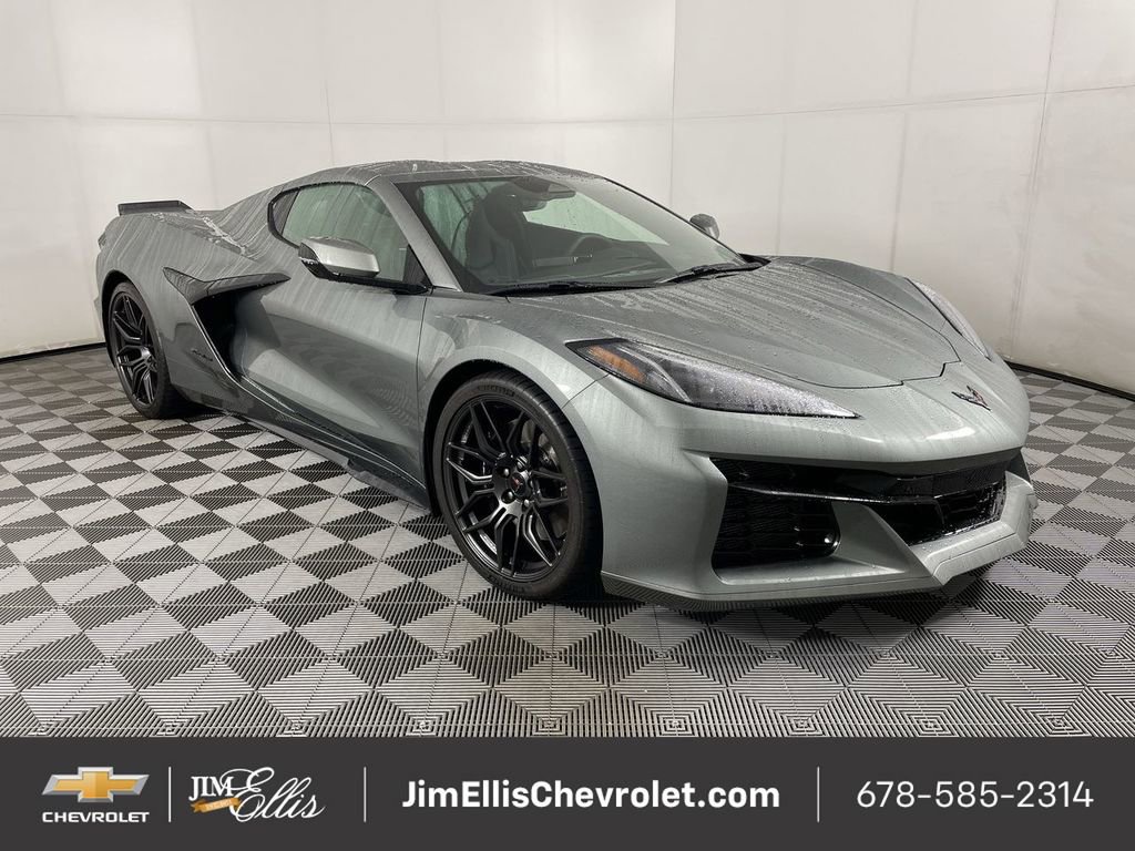 Used 2024 Chevrolet Corvette Z06 image 1