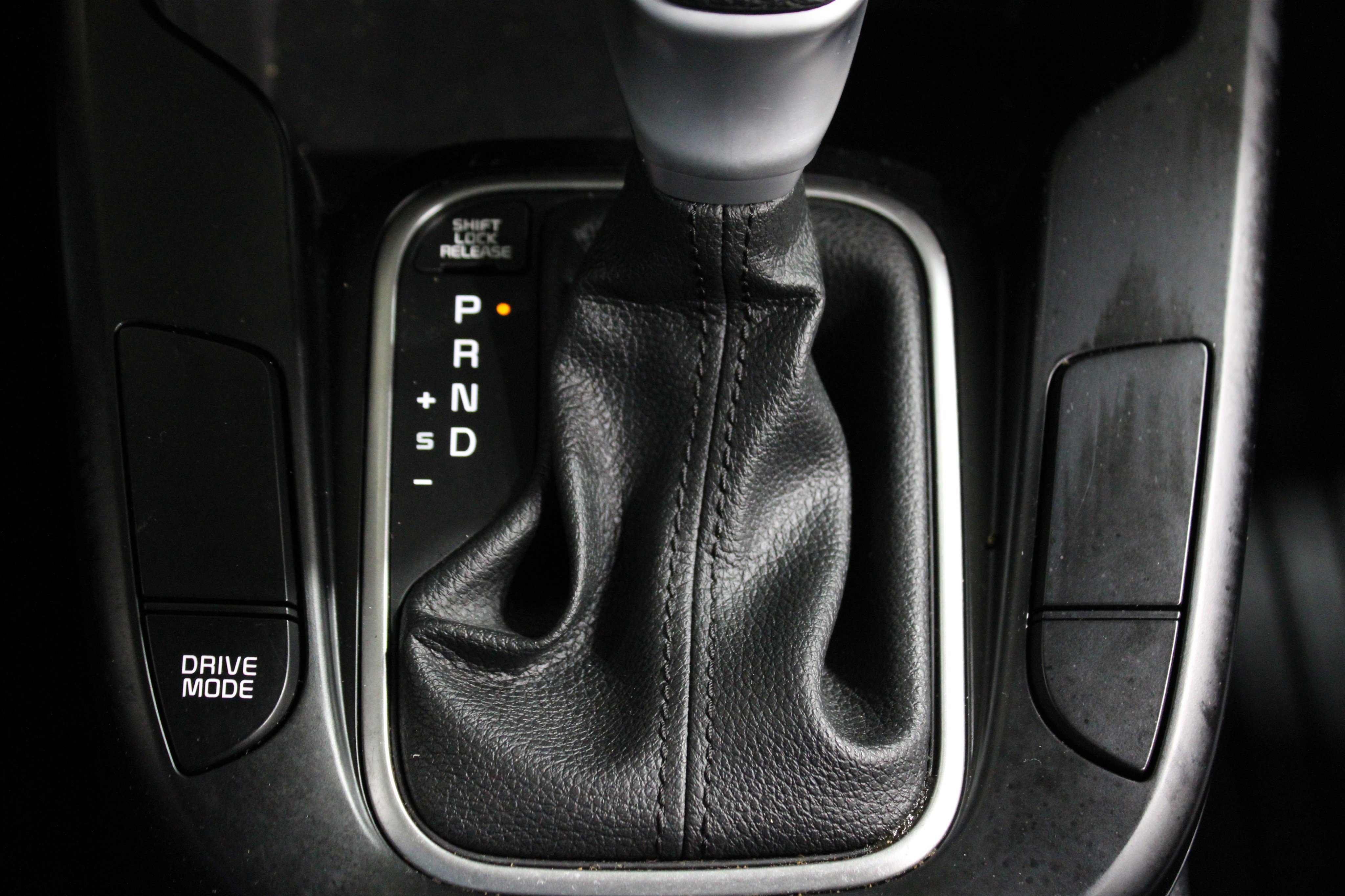 Used 2023 Kia Soul LX image 16