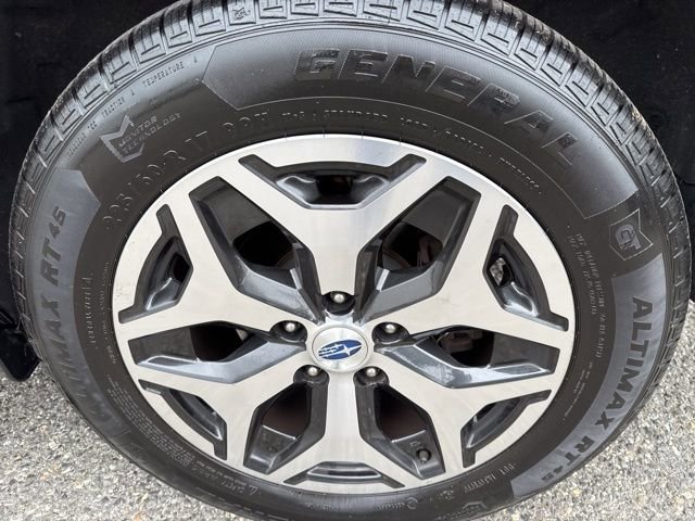 Used 2020 Subaru Forester Premium image 9
