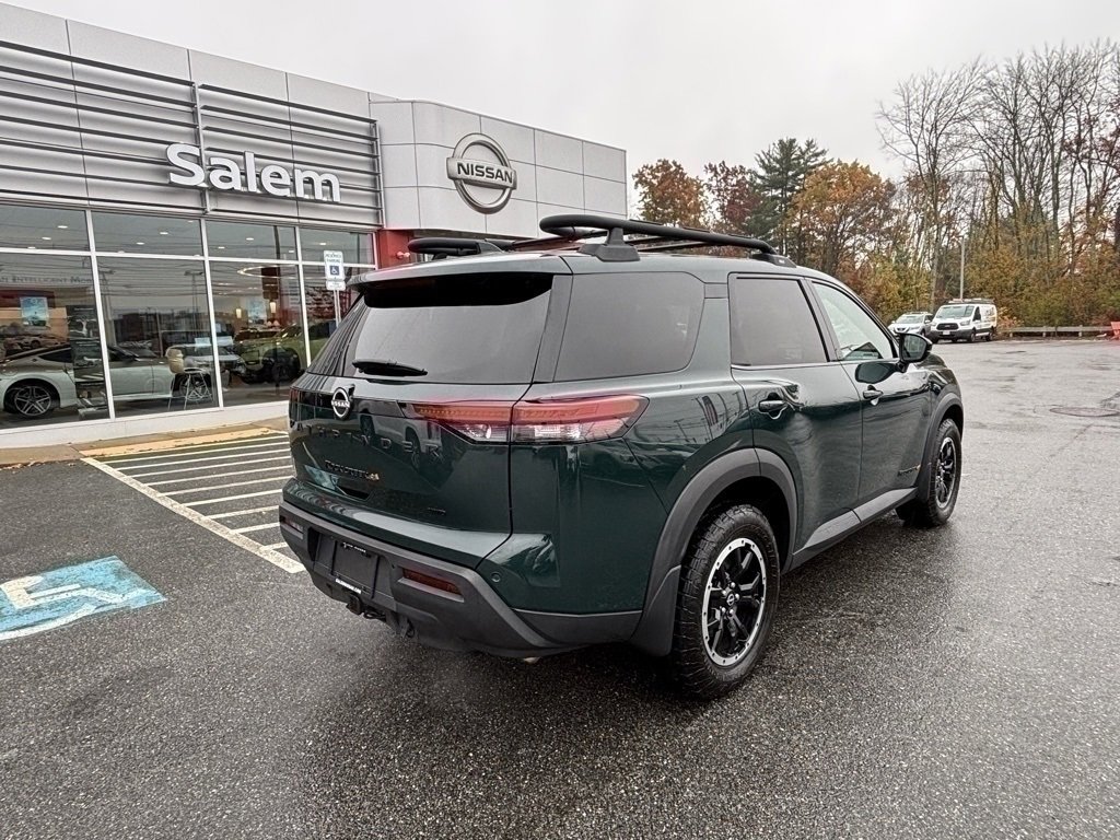 Used 2023 Nissan Pathfinder Rock Creek image 3