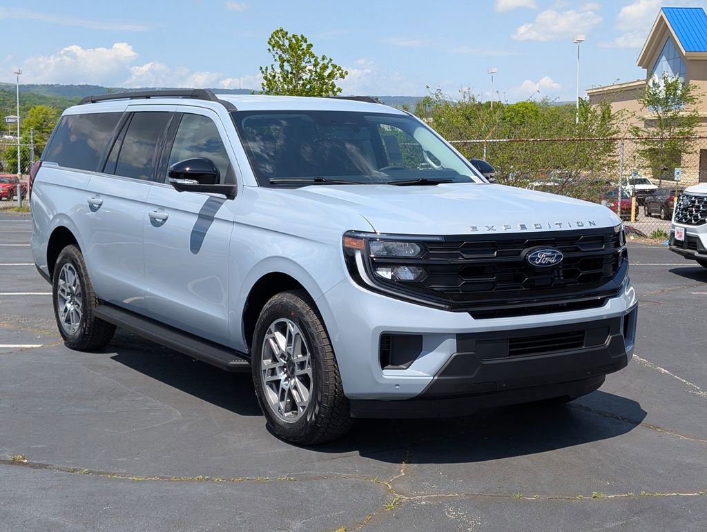 New 2026 Ford Expedition Max Active image 3