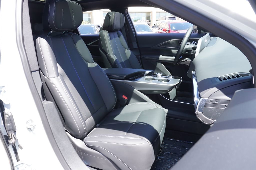 New 2025 Cadillac Lyriq Sport AWD/4WD image 11