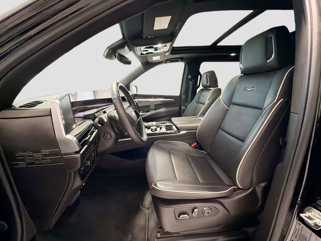 Certified 2025 Cadillac Escalade ESV Premium Luxury AWD/4WD image 21