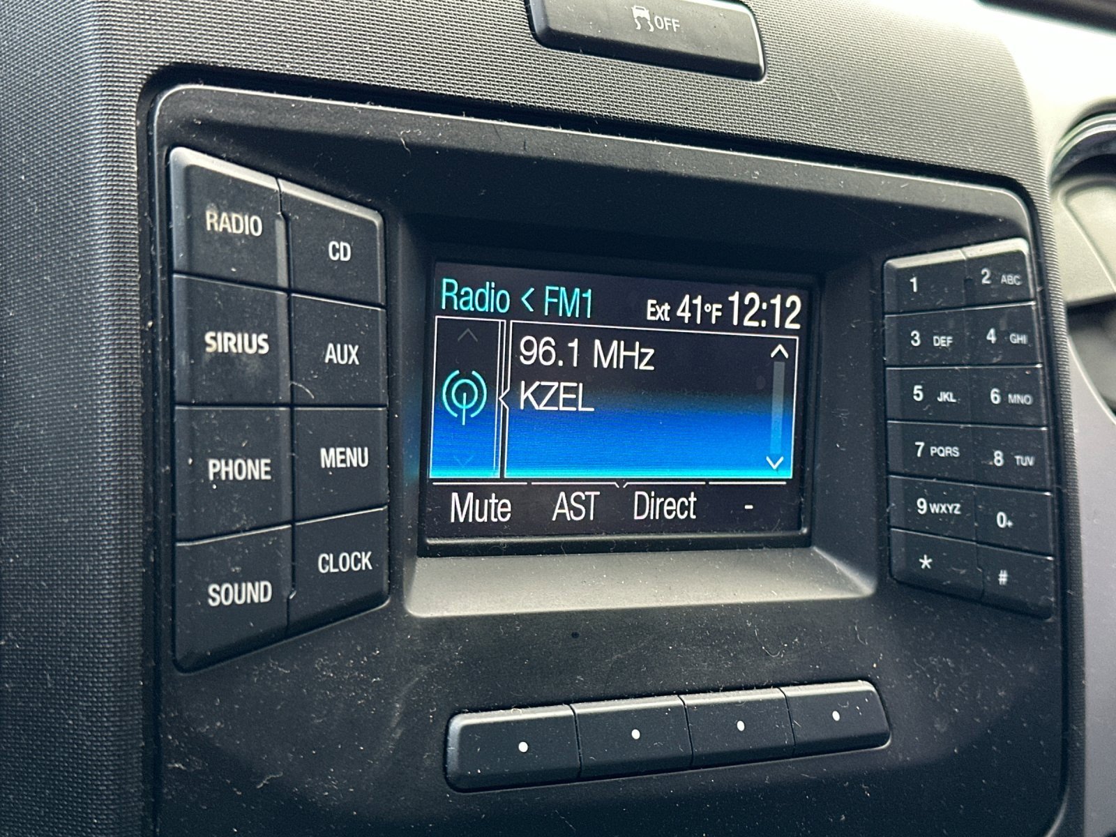 Used 2013 Ford F150 XLT w/ Luxury Equipment Group image 17