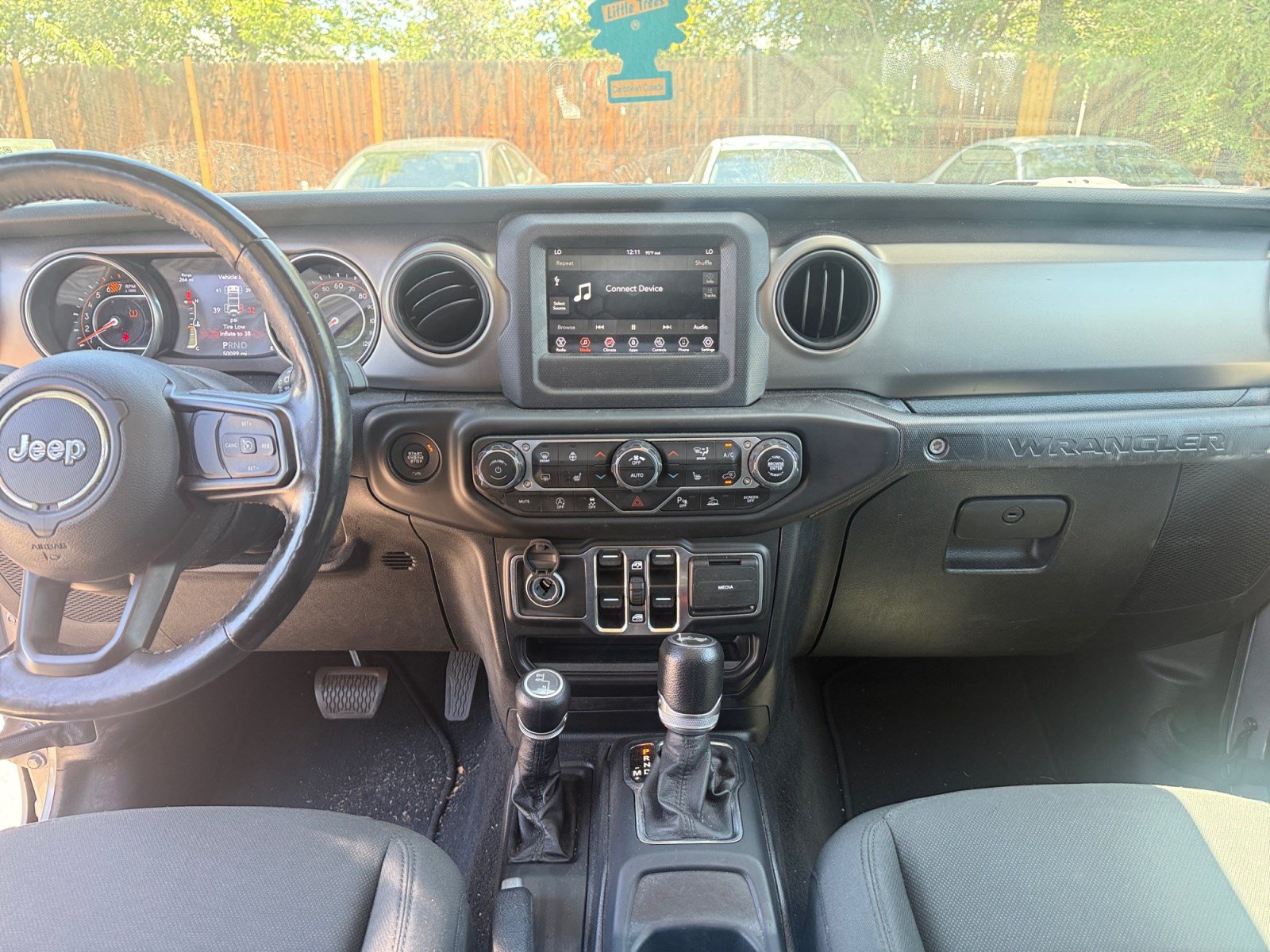 Used 2021 Jeep Wrangler Unlimited Sport AWD/4WD image 19