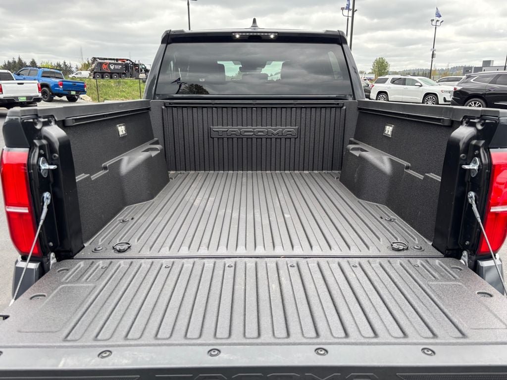Used 2024 Toyota Tacoma TRD Sport AWD/4WD image 26
