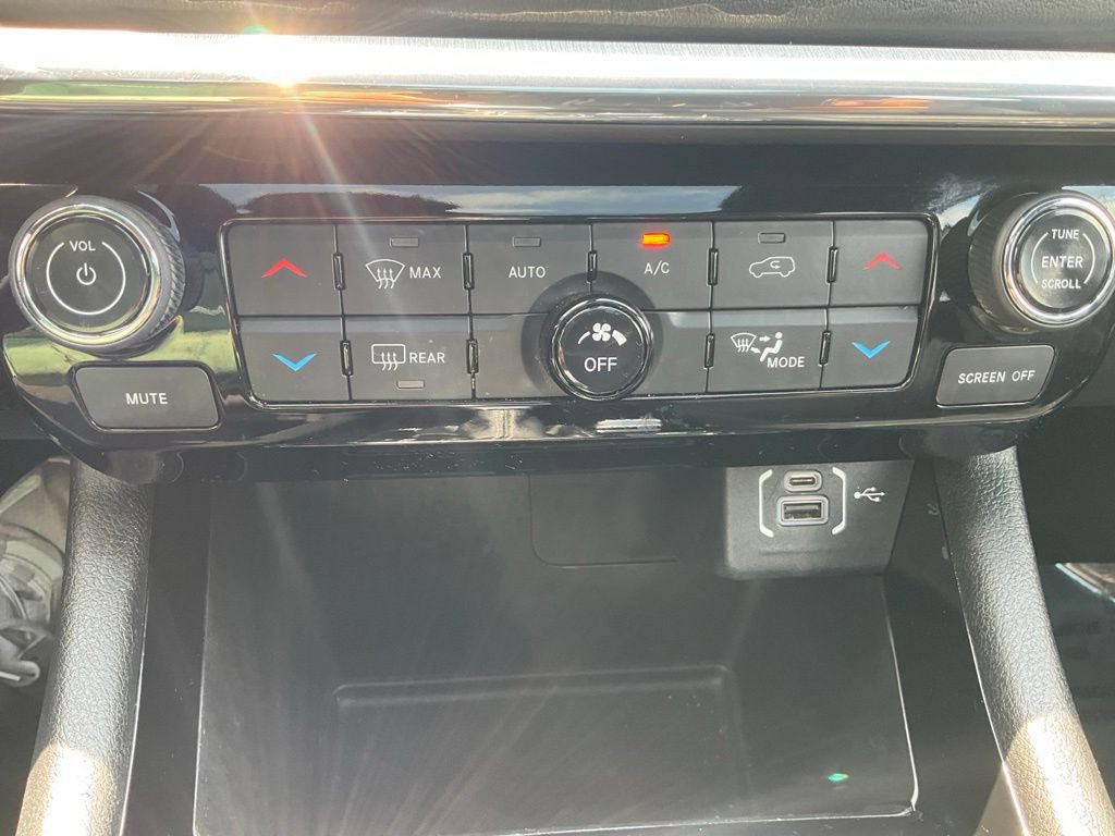 Used 2022 Jeep Compass High Altitude AWD/4WD image 20