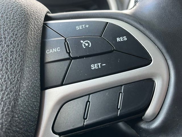 Used 2018 Jeep Cherokee Trailhawk image 37