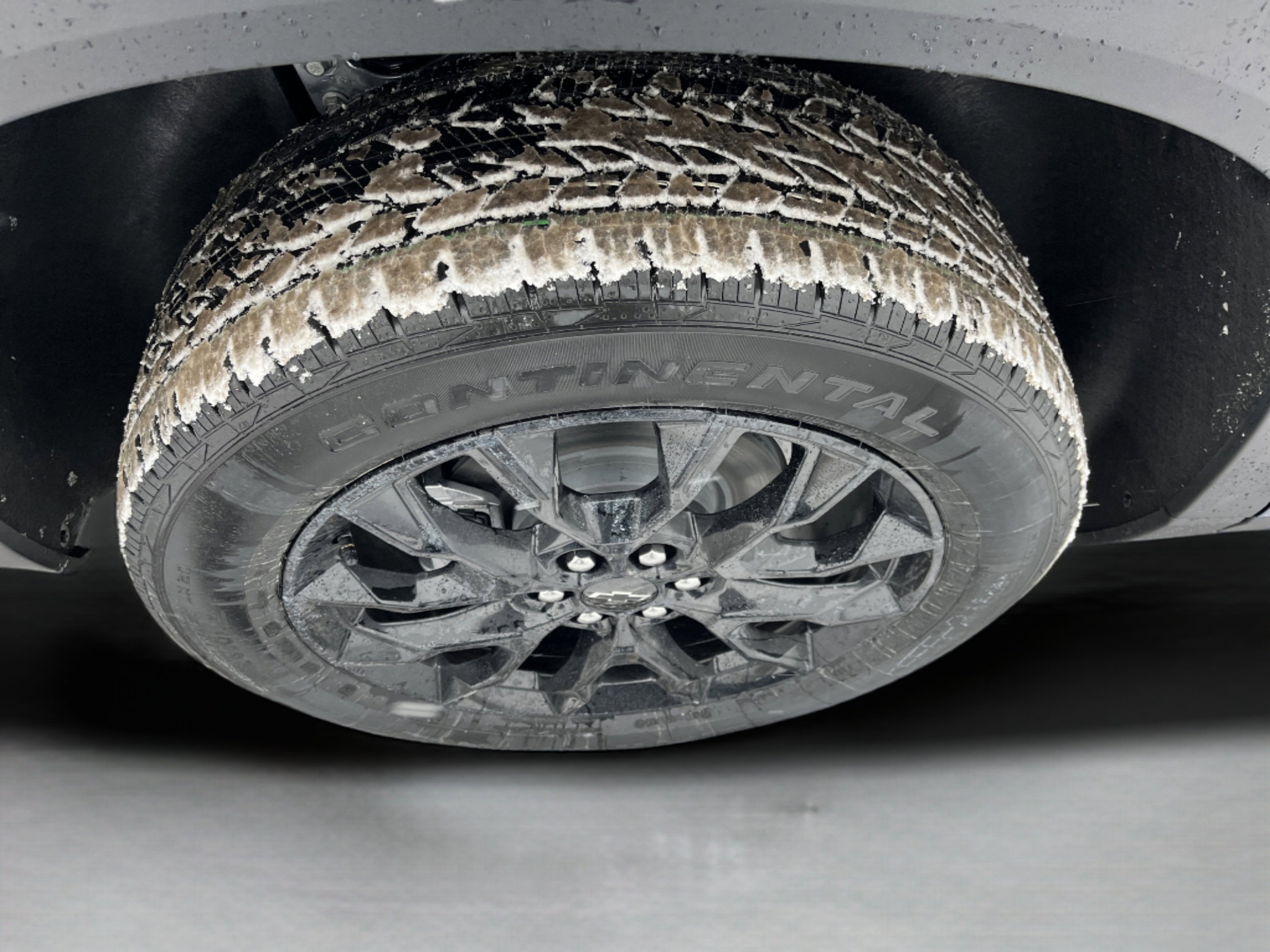 New 2026 Chevrolet Traverse LT w/ Midnight/Sport Edition image 9