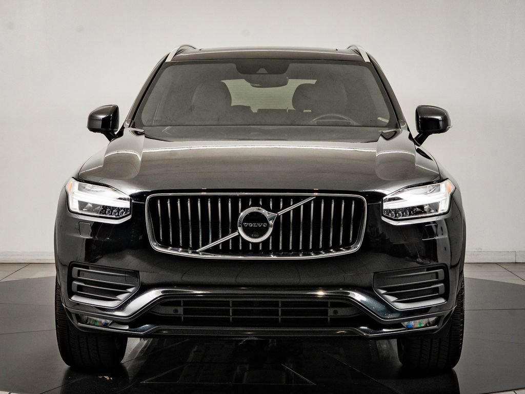 Used 2022 Volvo XC90 T6 Momentum AWD/4WD image 2