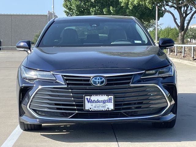 Used 2021 Toyota Avalon Limited FWD image 7