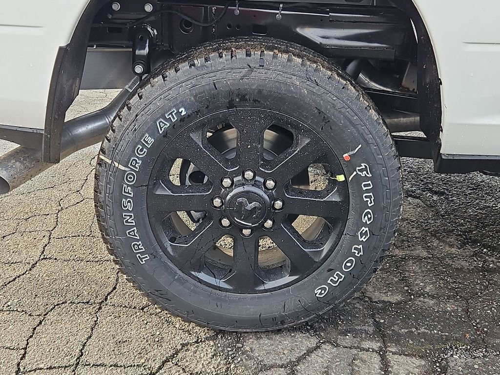 New 2026 RAM 2500 Laramie w/ Night Edition AWD/4WD image 9