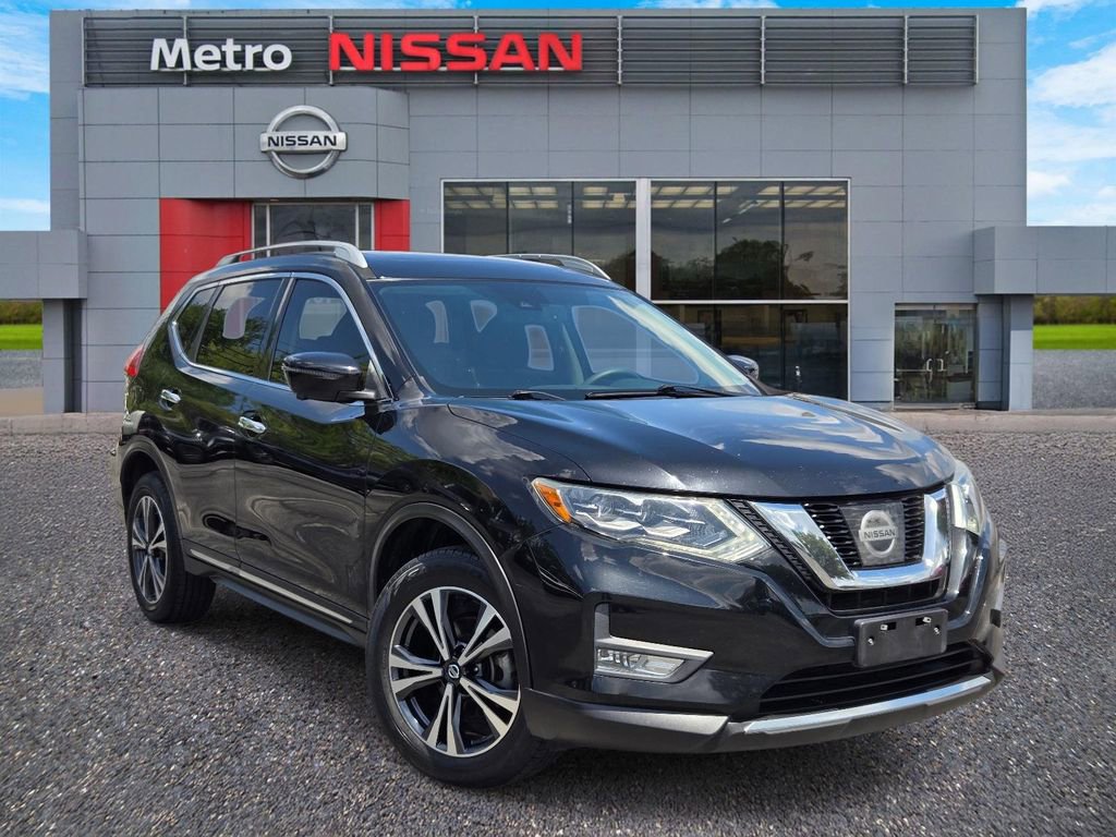 Used 2017 Nissan Rogue SL w/ SL Premium Package