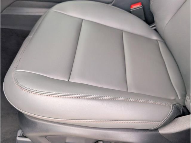 New 2025 Ford Explorer Active w/ Active Comfort Package image 25