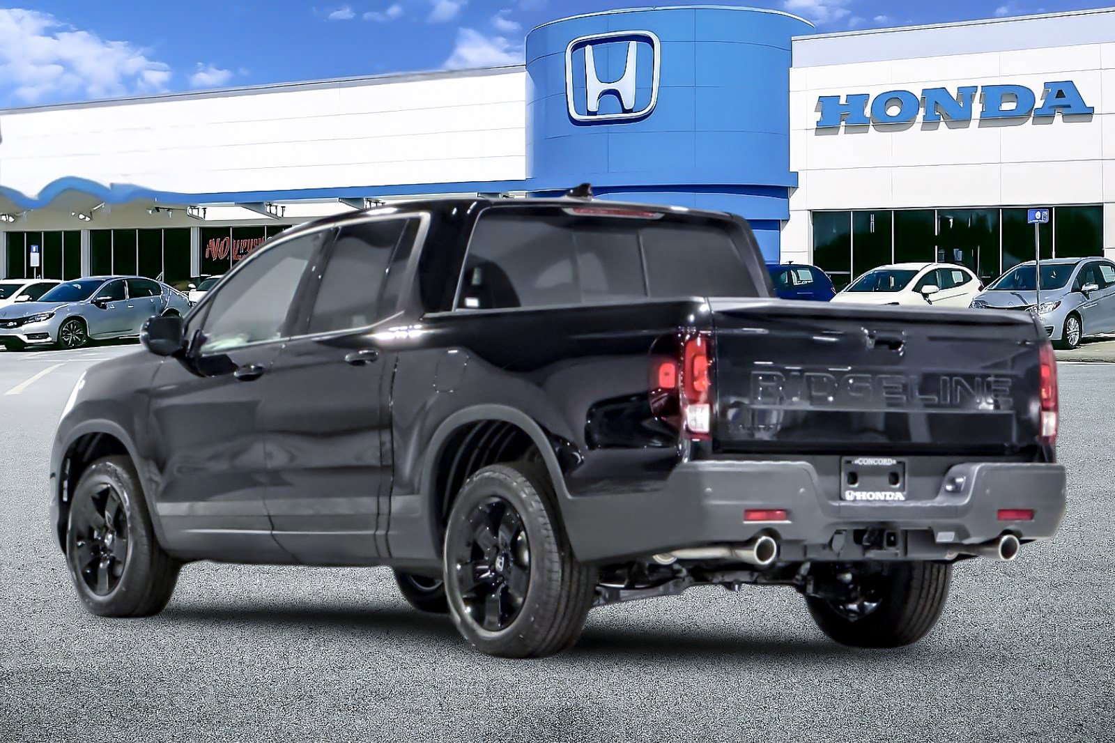 New 2026 Honda Ridgeline Black Edition image 3