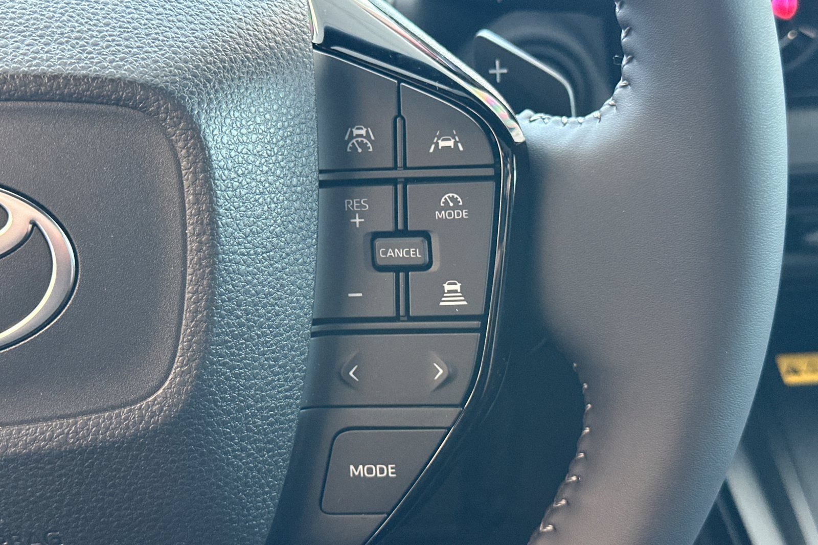 New 2026 Toyota C-HR AWD/4WD image 29