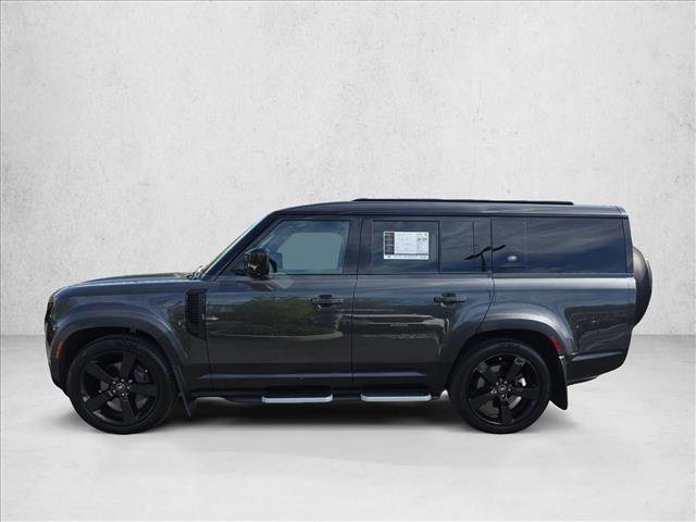 Used 2023 Land Rover Defender 130 X-Dynamic SE AWD/4WD image 8