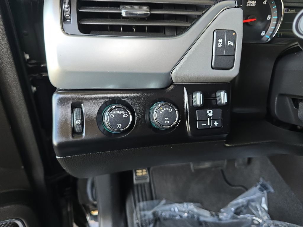 Used 2019 Chevrolet Tahoe LS image 18
