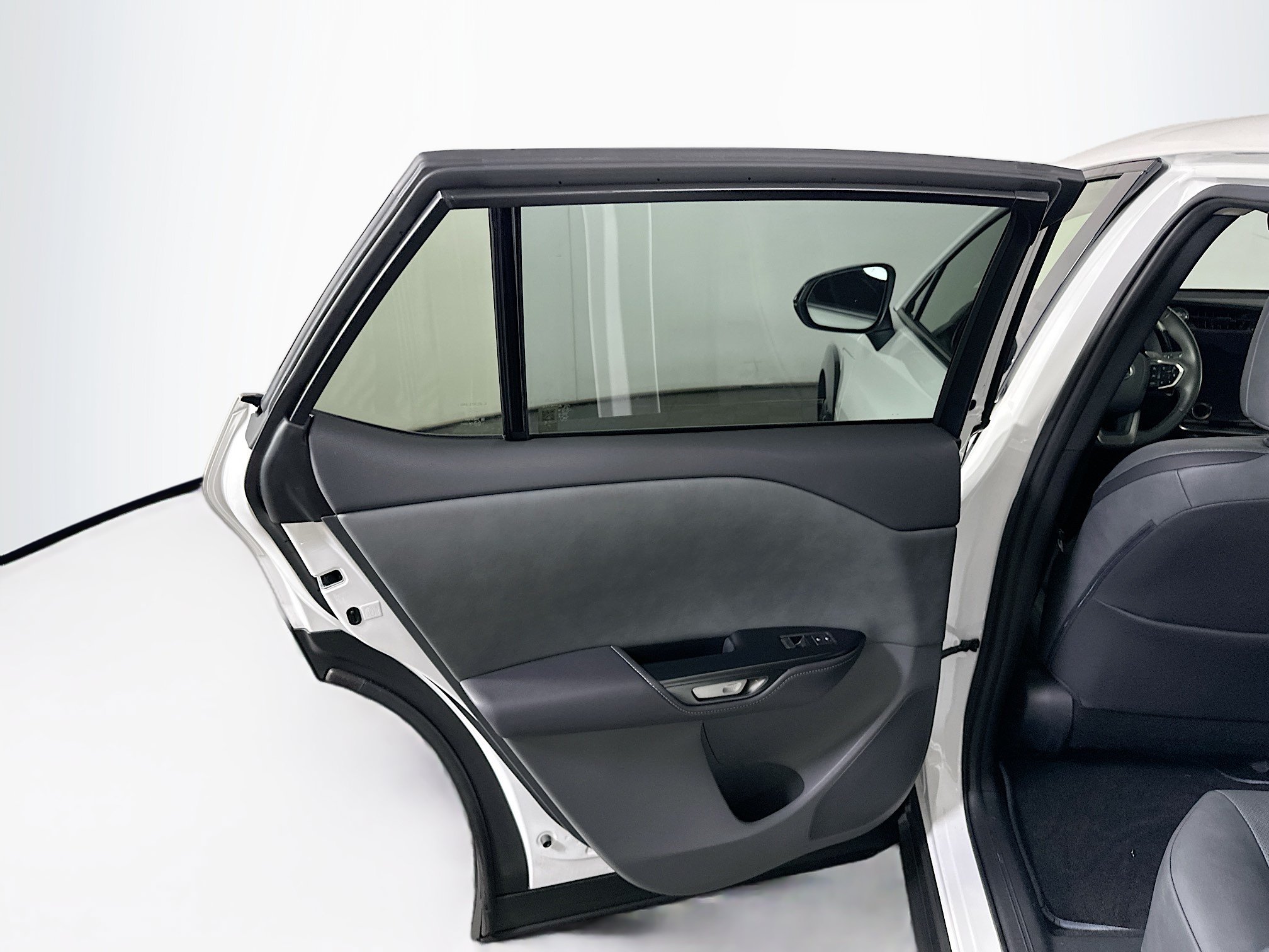 Used 2024 Lexus RZ 300e Premium w/ Accessory Package (Z1) FWD image 27