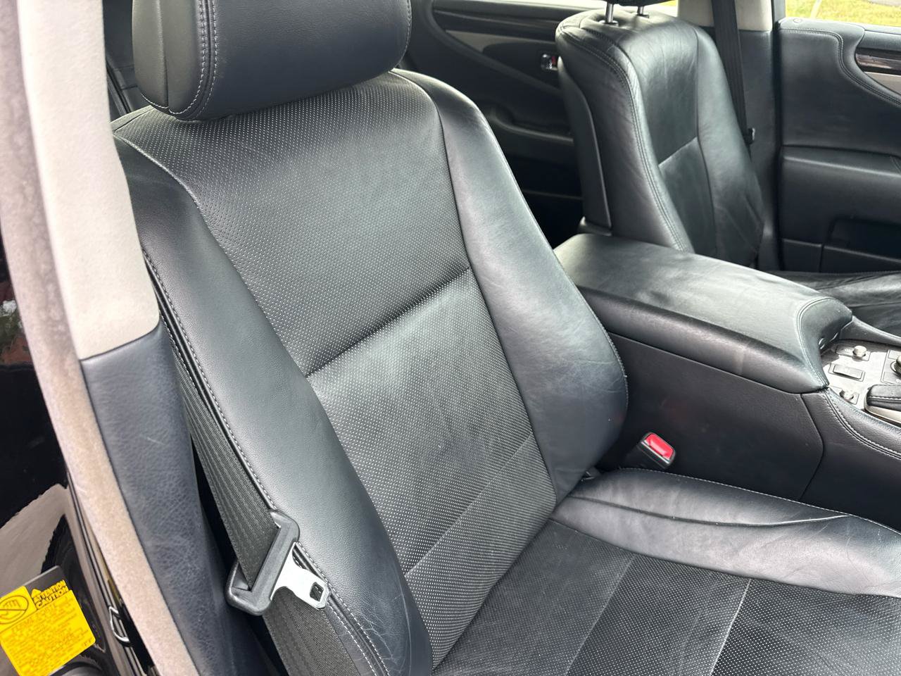 Used 2013 Lexus LS 460 AWD w/ Comfort Pkg image 44