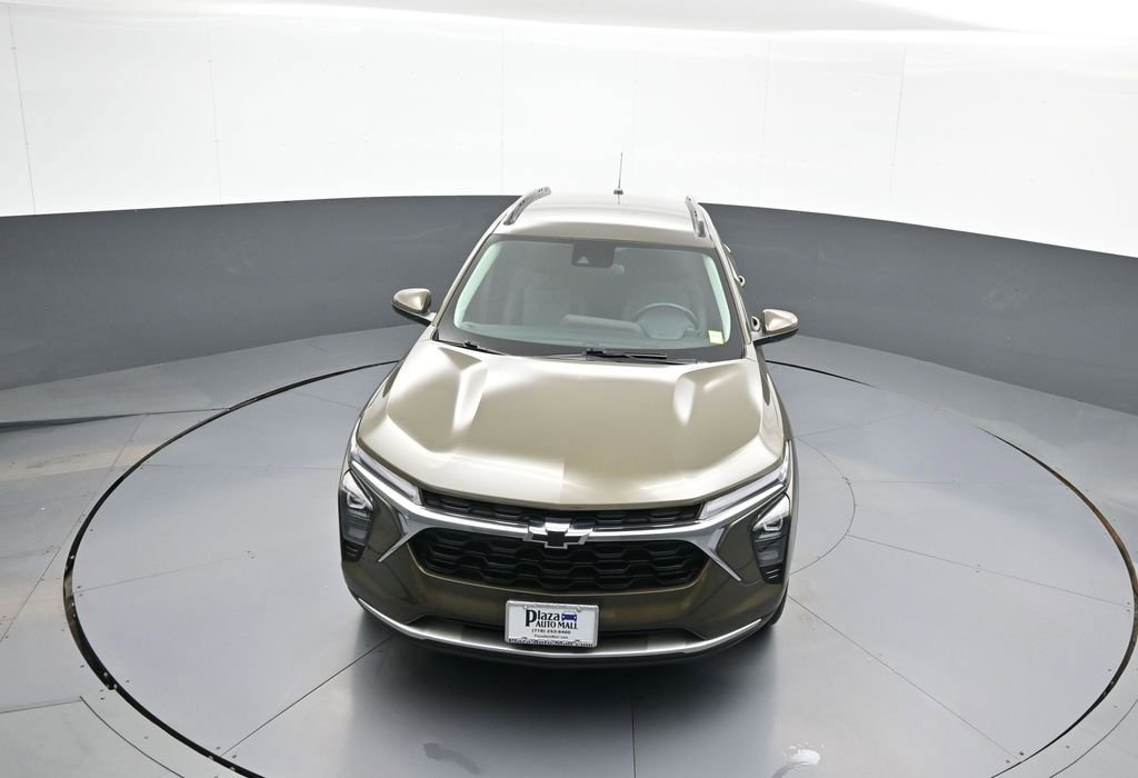 Used 2024 Chevrolet Trax LT w/ Driver Confidence Package image 33