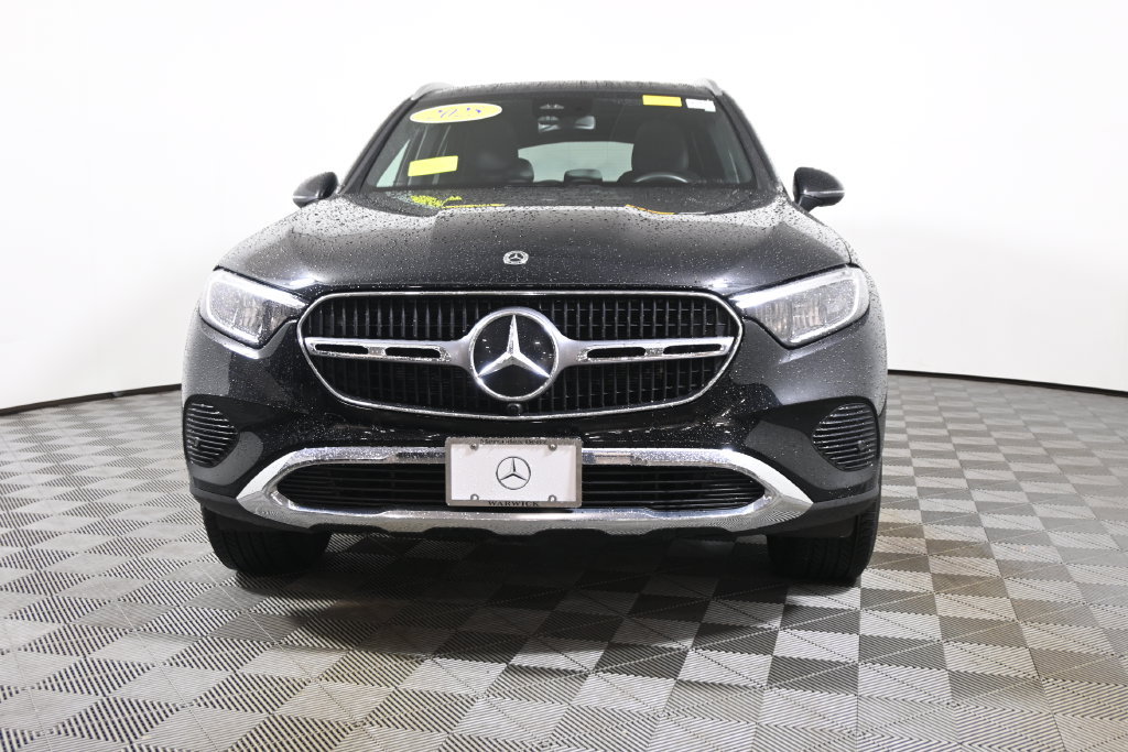 Used 2025 Mercedes-Benz GLC 300 4MATIC image 10