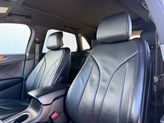 Used 2018 Lincoln MKC Reserve w/ Lincoln MKC Climate Package image 5