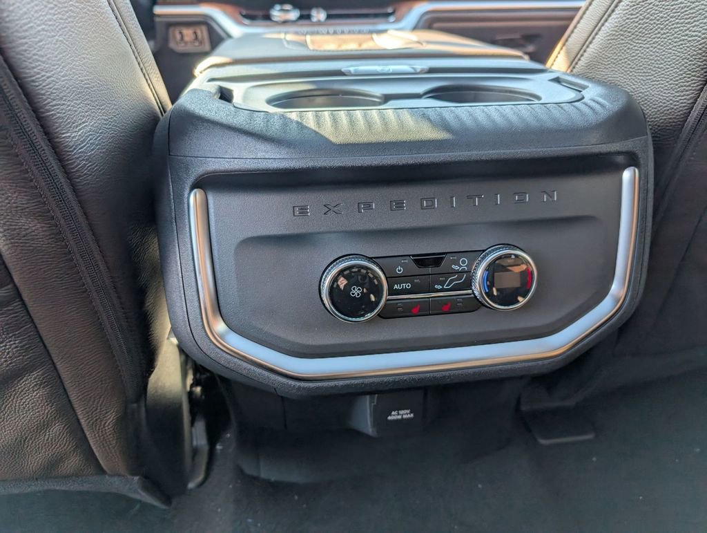 New 2026 Ford Expedition Max King Ranch image 43