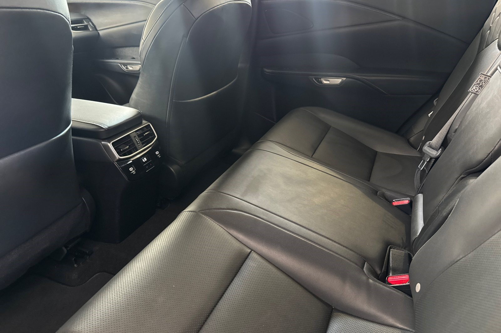 Used 2023 Lexus RX 350 AWD w/ Cold Area Package image 15