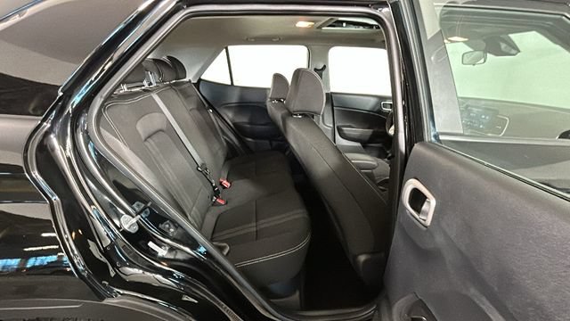 Certified 2023 Hyundai Venue SEL w/ Cargo Package FWD image 28