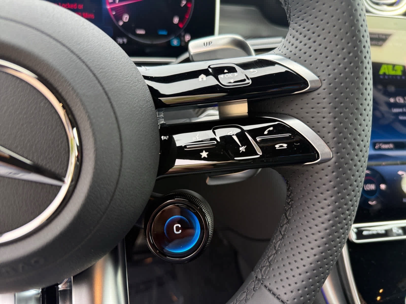 New 2026 Mercedes-Benz C 43 AMG 4MATIC Sedan image 21
